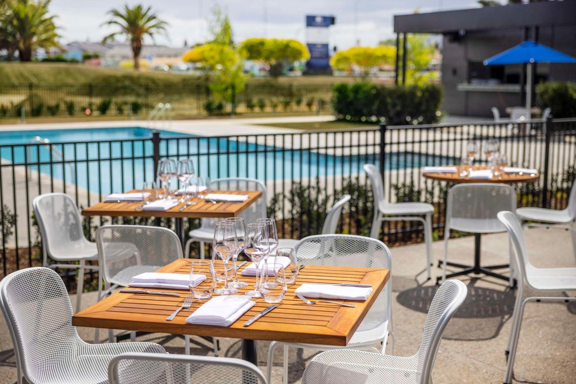 Готель Doubletree By Hilton Auckland Karaka Екстер'єр фото