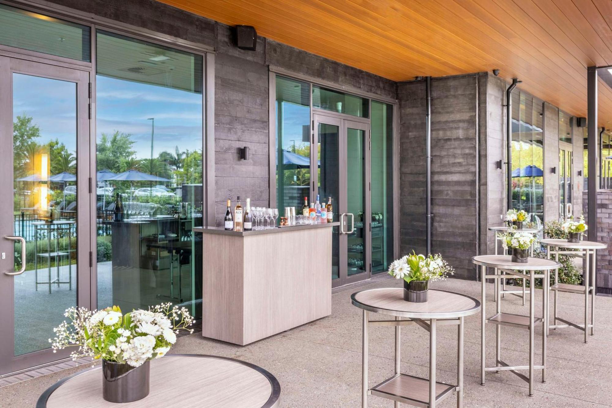 Готель Doubletree By Hilton Auckland Karaka Екстер'єр фото